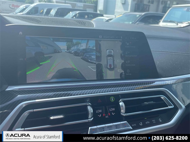 Vehicle image 19 of 35