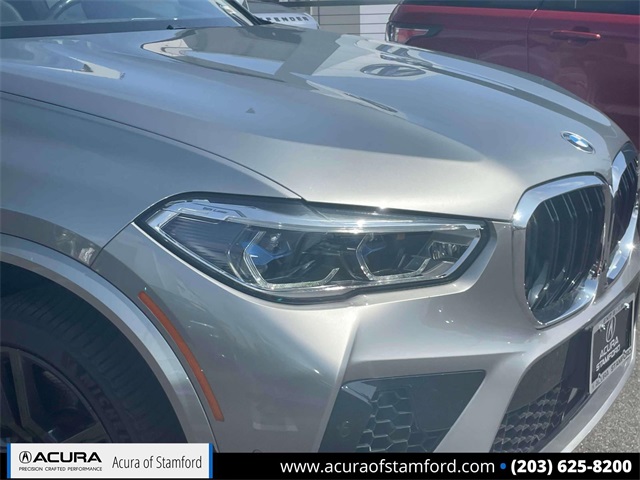 Vehicle image 24 of 35