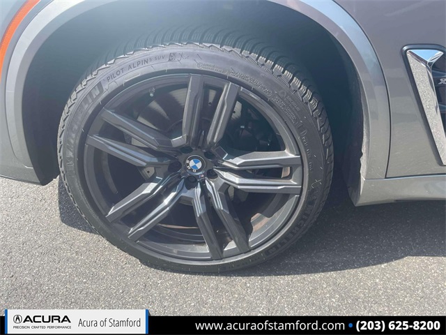 Vehicle image 9 of 35