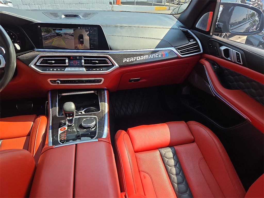 Vehicle image 20 of 31