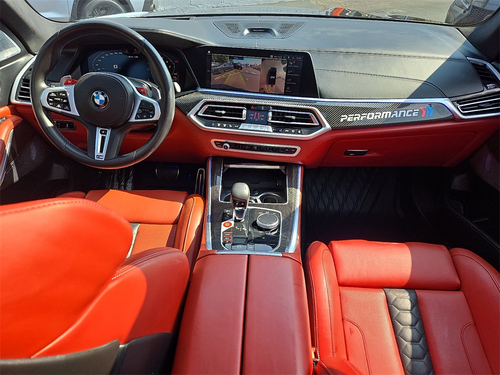 Vehicle image 19 of 31