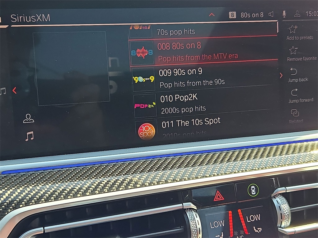 Vehicle image 21 of 31