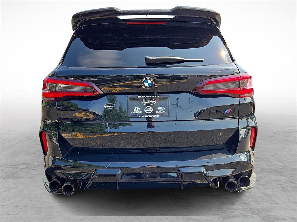 Vehicle image 8 of 31