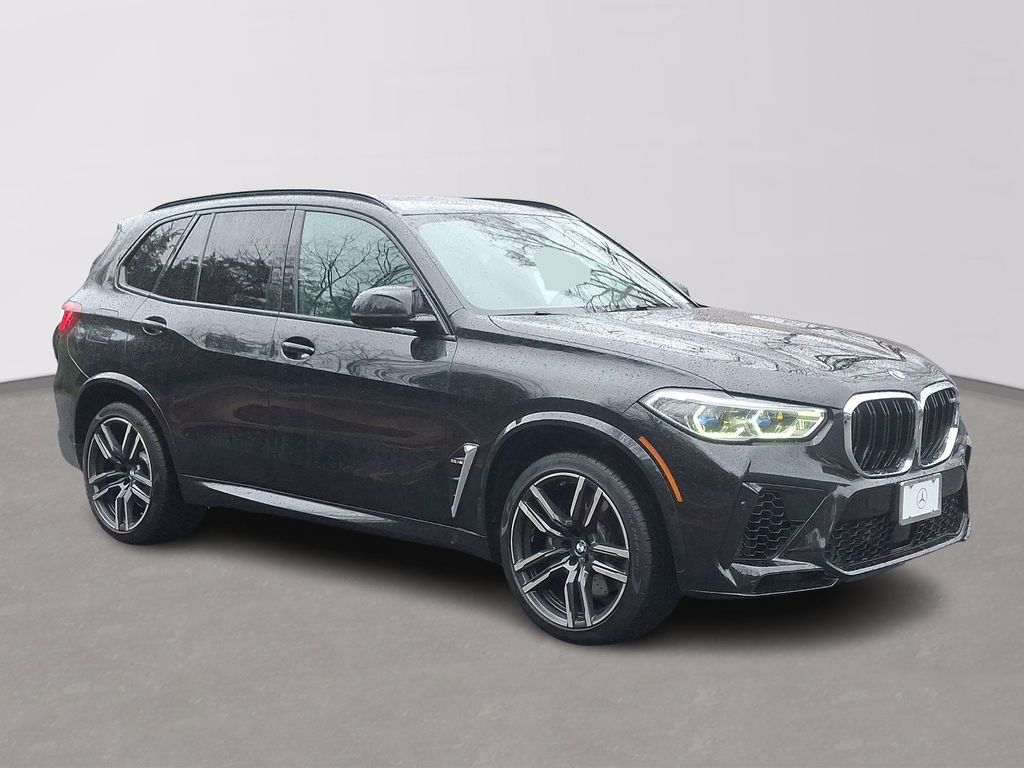 Vehicle image 3 of 32
