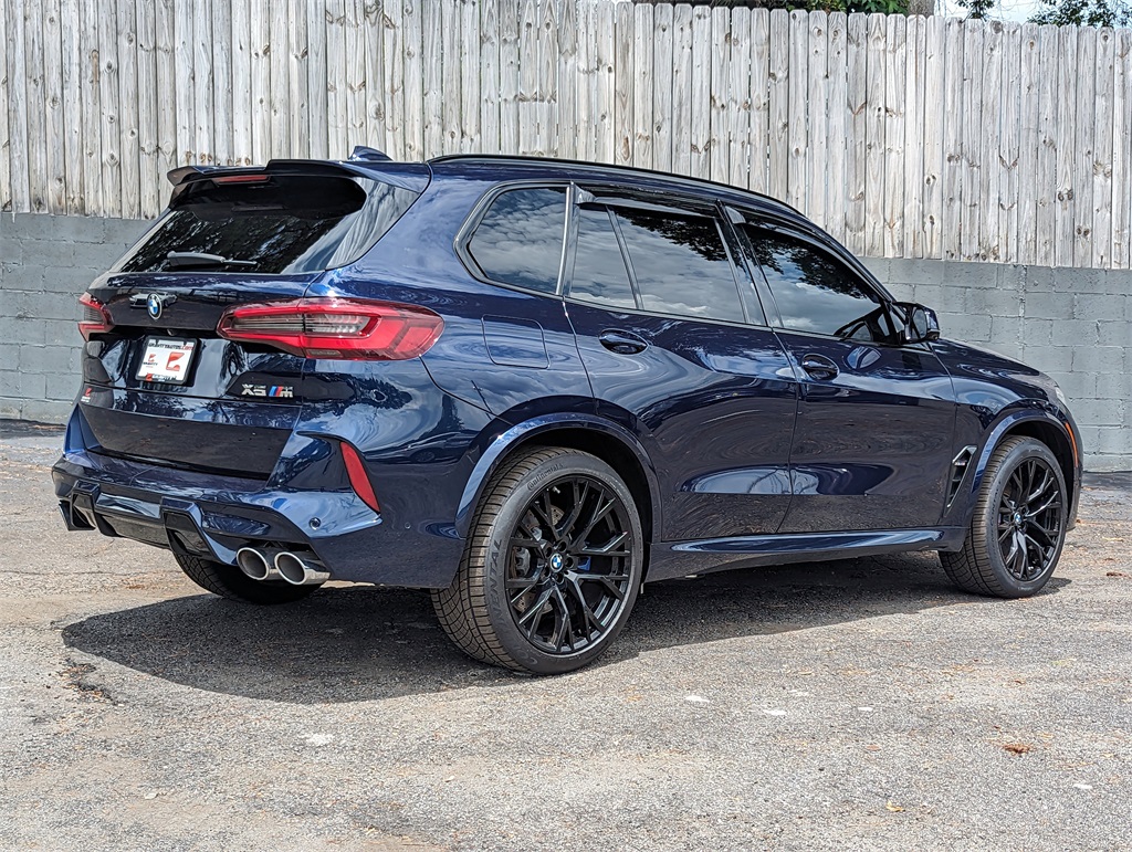 Vehicle image 5 of 32