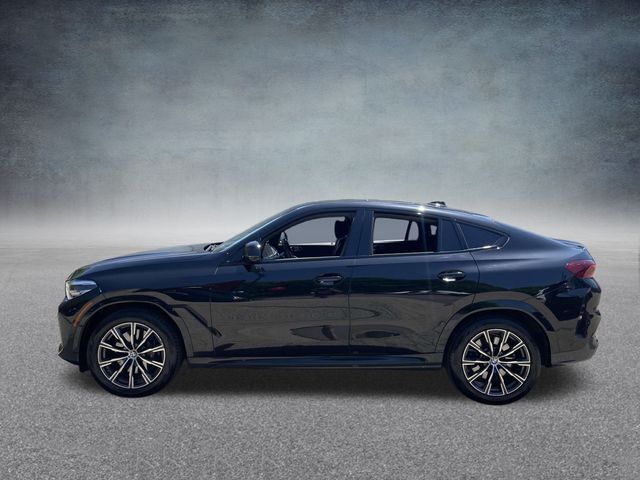 Vehicle image 8 of 35