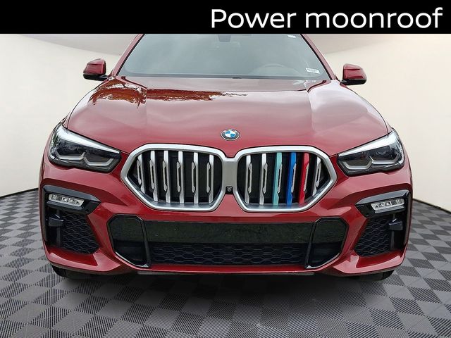 Vehicle image 2 of 32