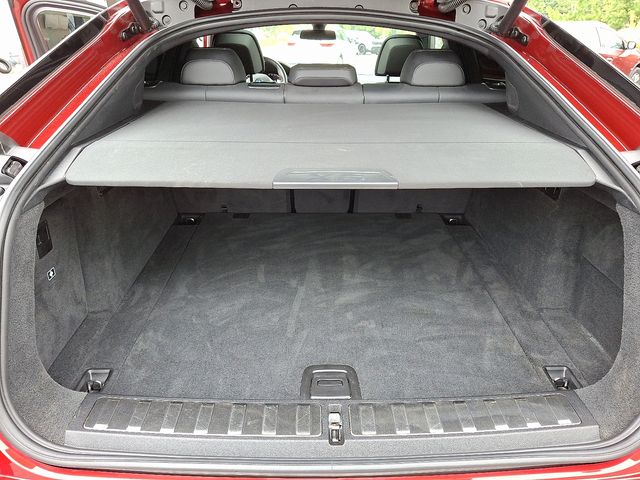 Vehicle image 11 of 32