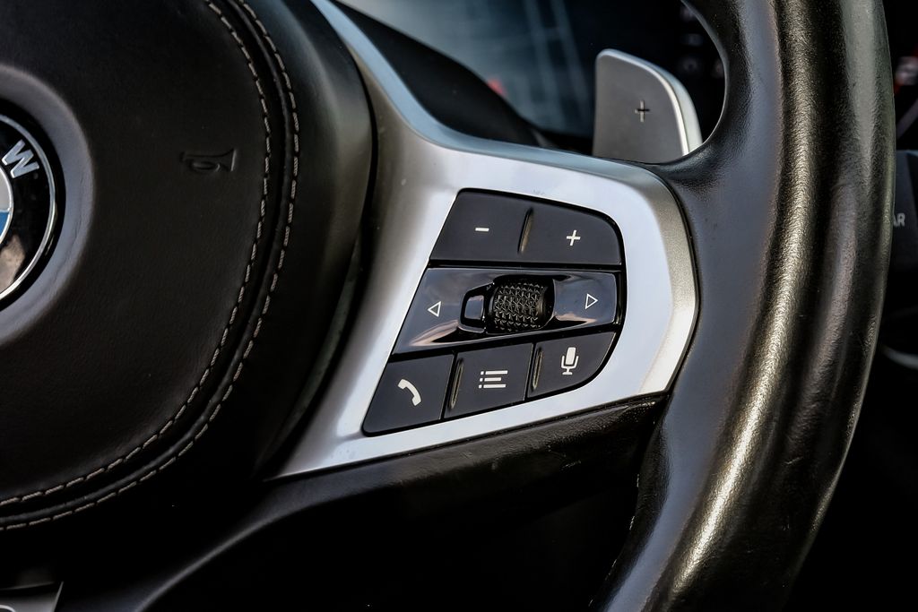 Vehicle image 68 of 71