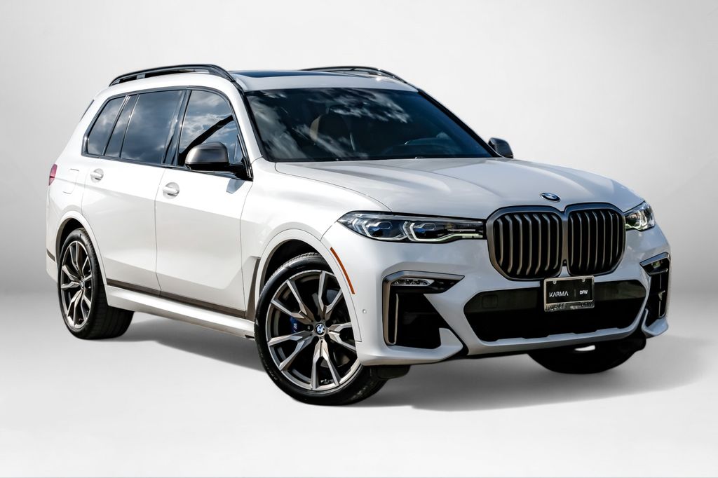 Vehicle image 4 of 71