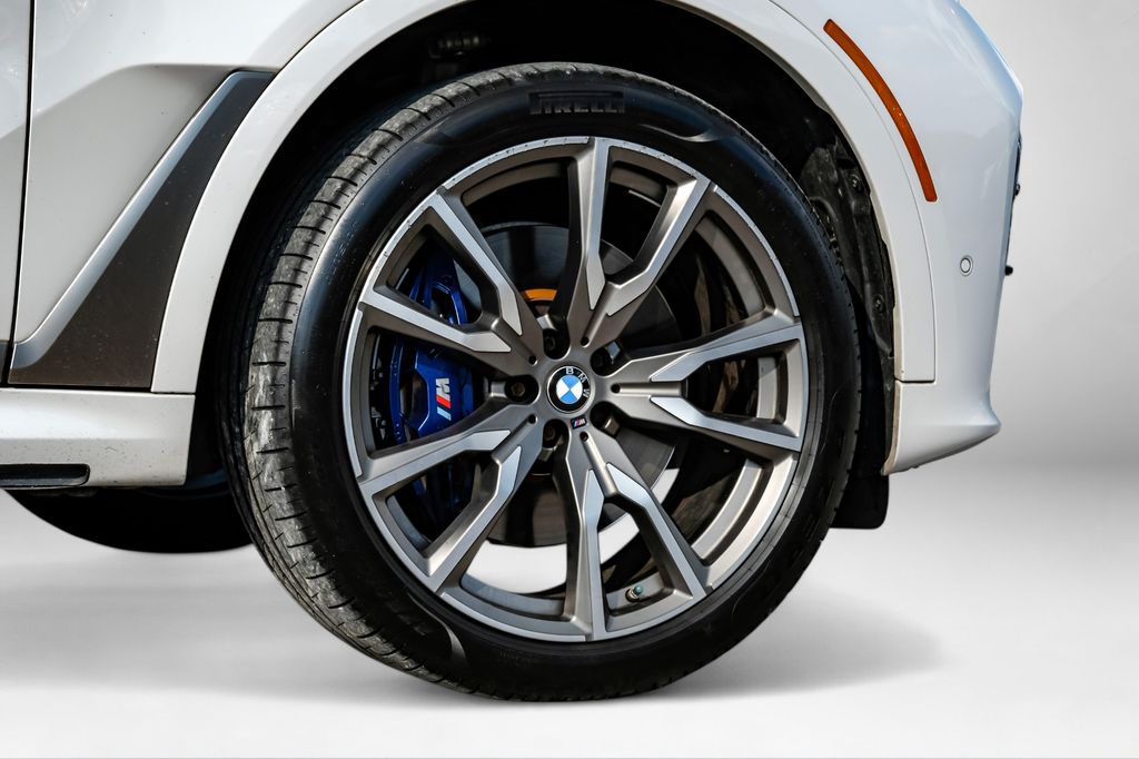 Vehicle image 15 of 71