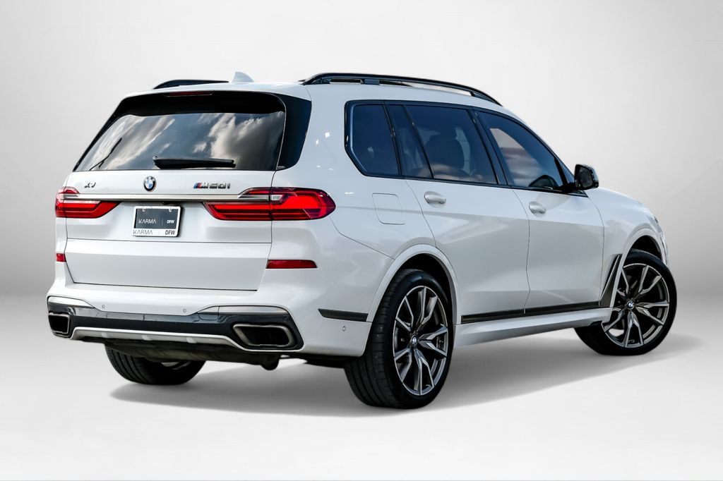 Vehicle image 6 of 71