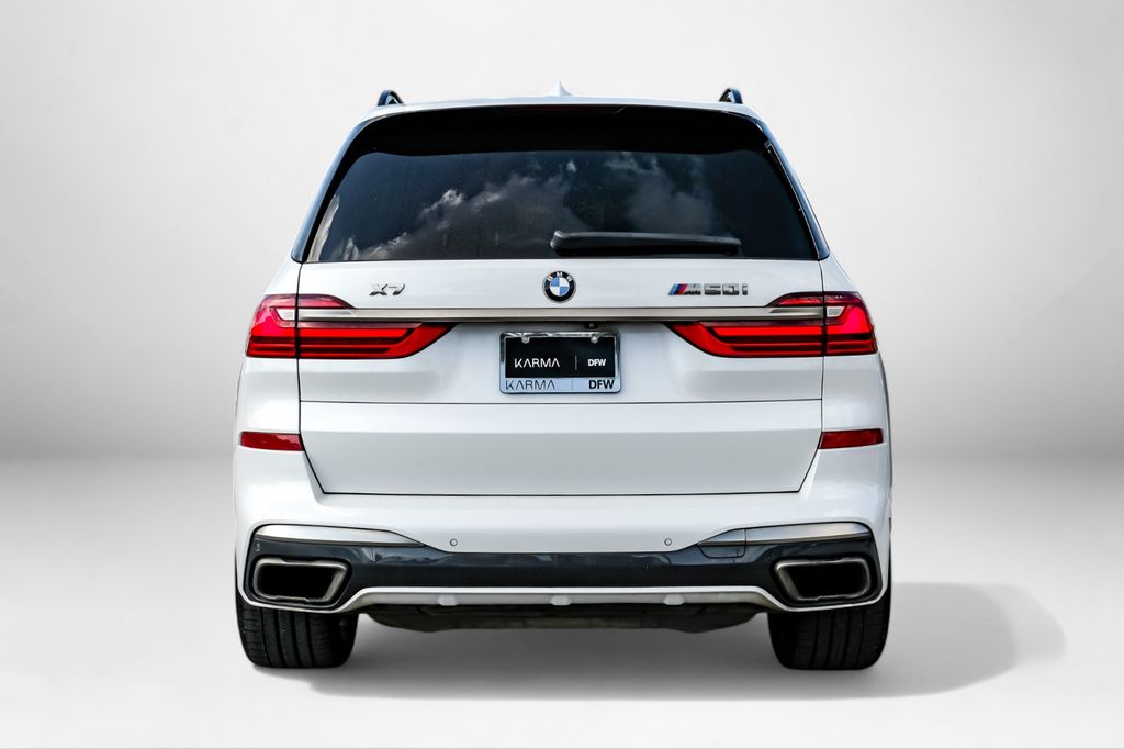 Vehicle image 7 of 71
