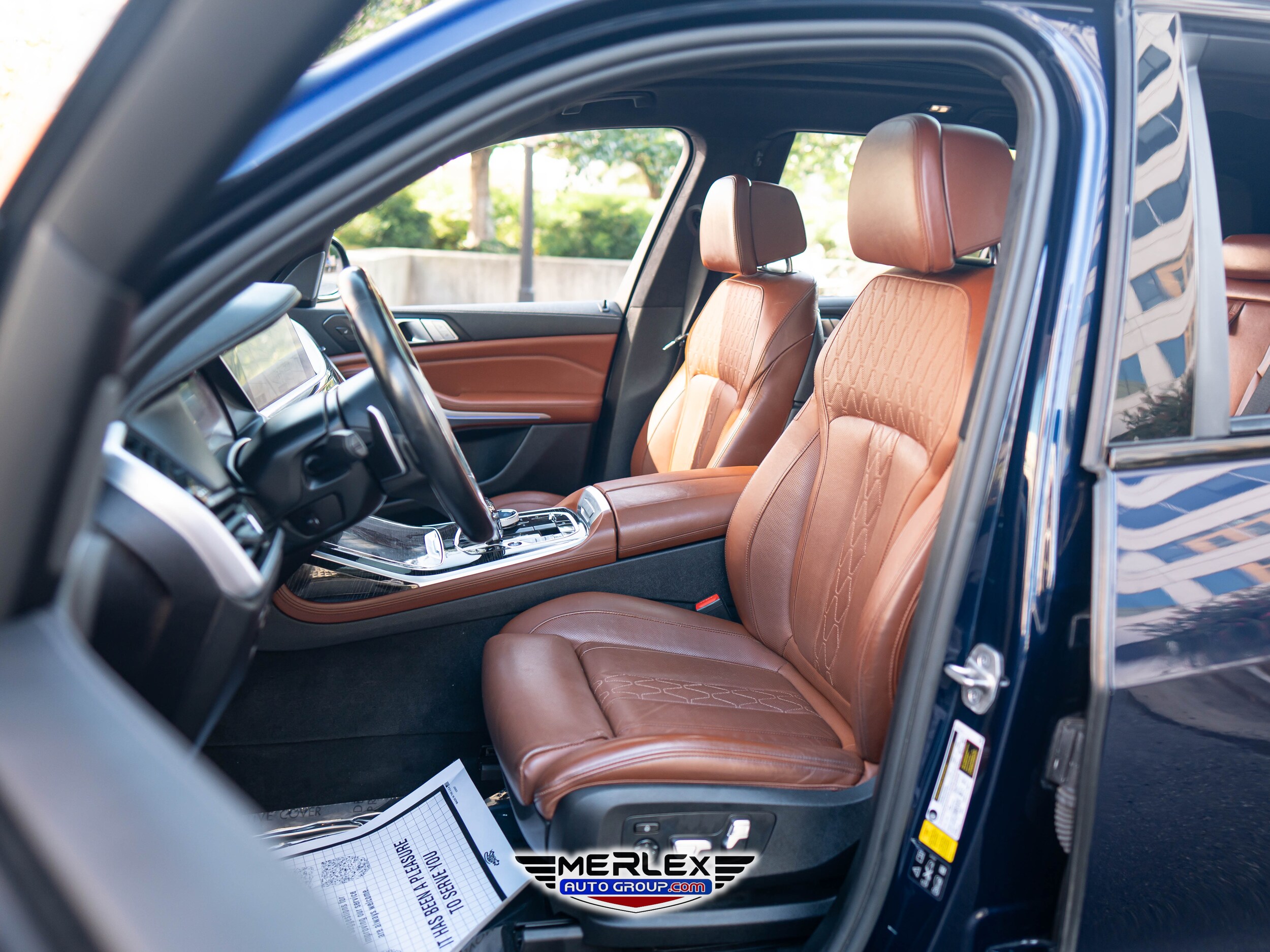 2021 BMW X7 M50i Image 18 of 61