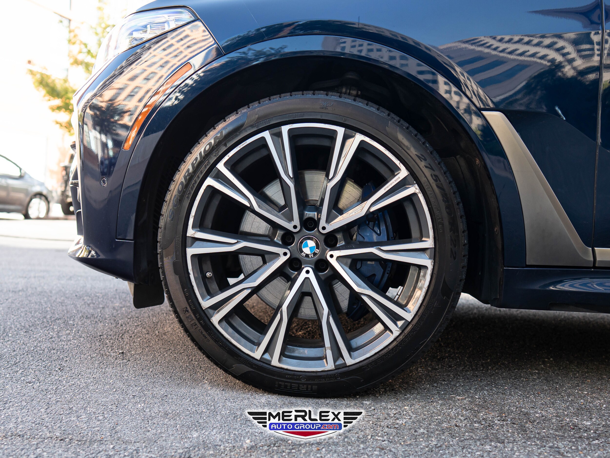 2021 BMW X7 M50i Image 12 of 61