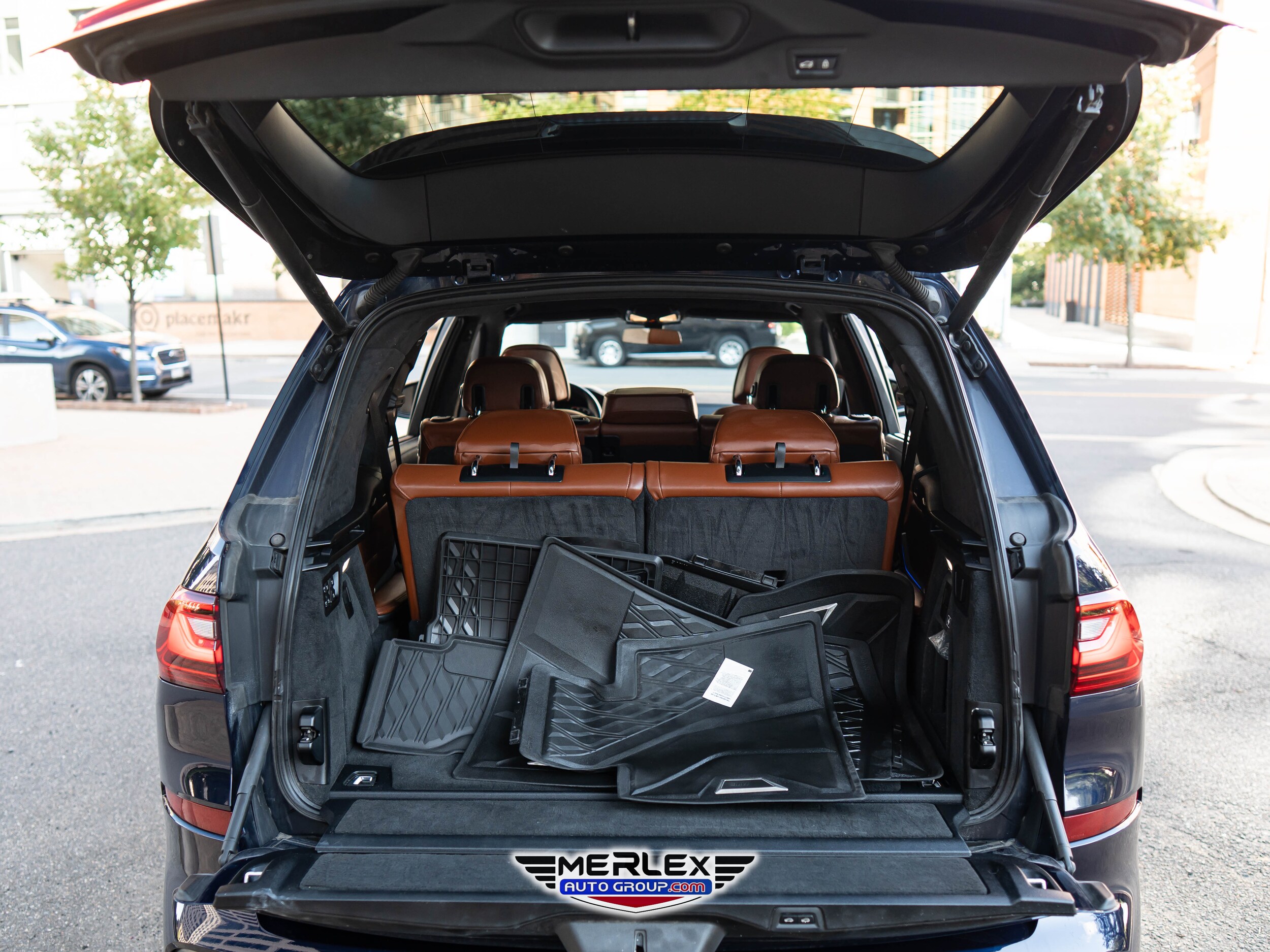 2021 BMW X7 M50i Image 14 of 61