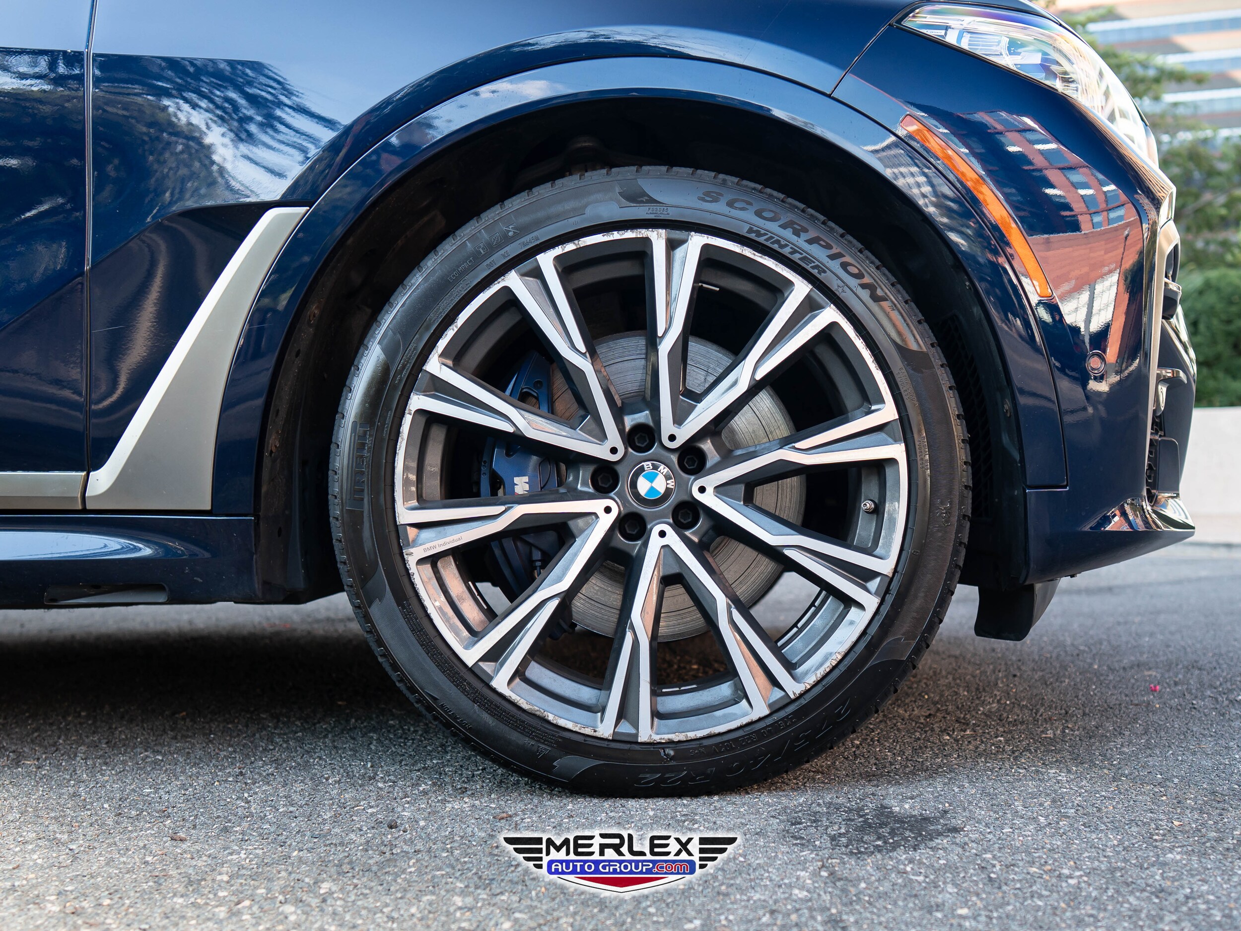 2021 BMW X7 M50i Image 10 of 61