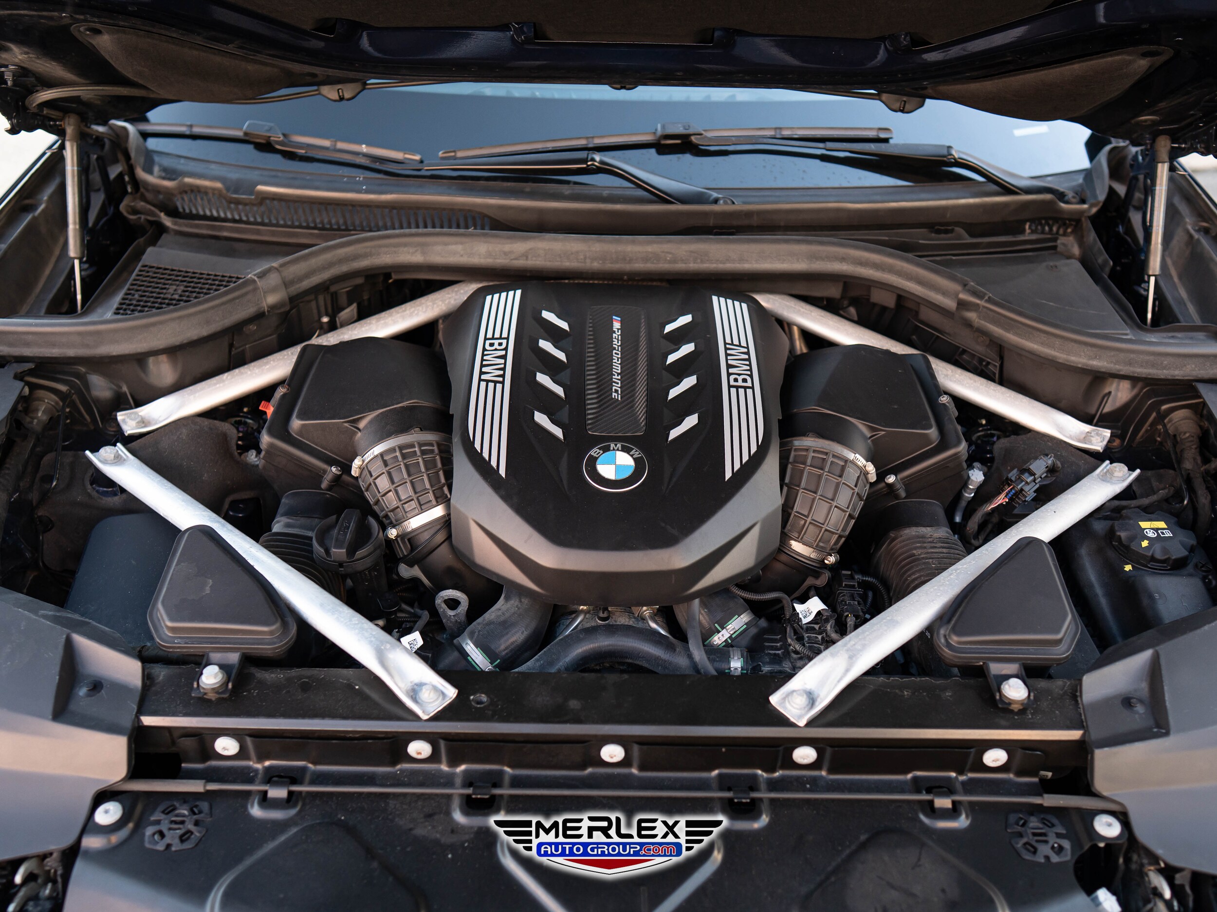 2021 BMW X7 M50i Image 9 of 61