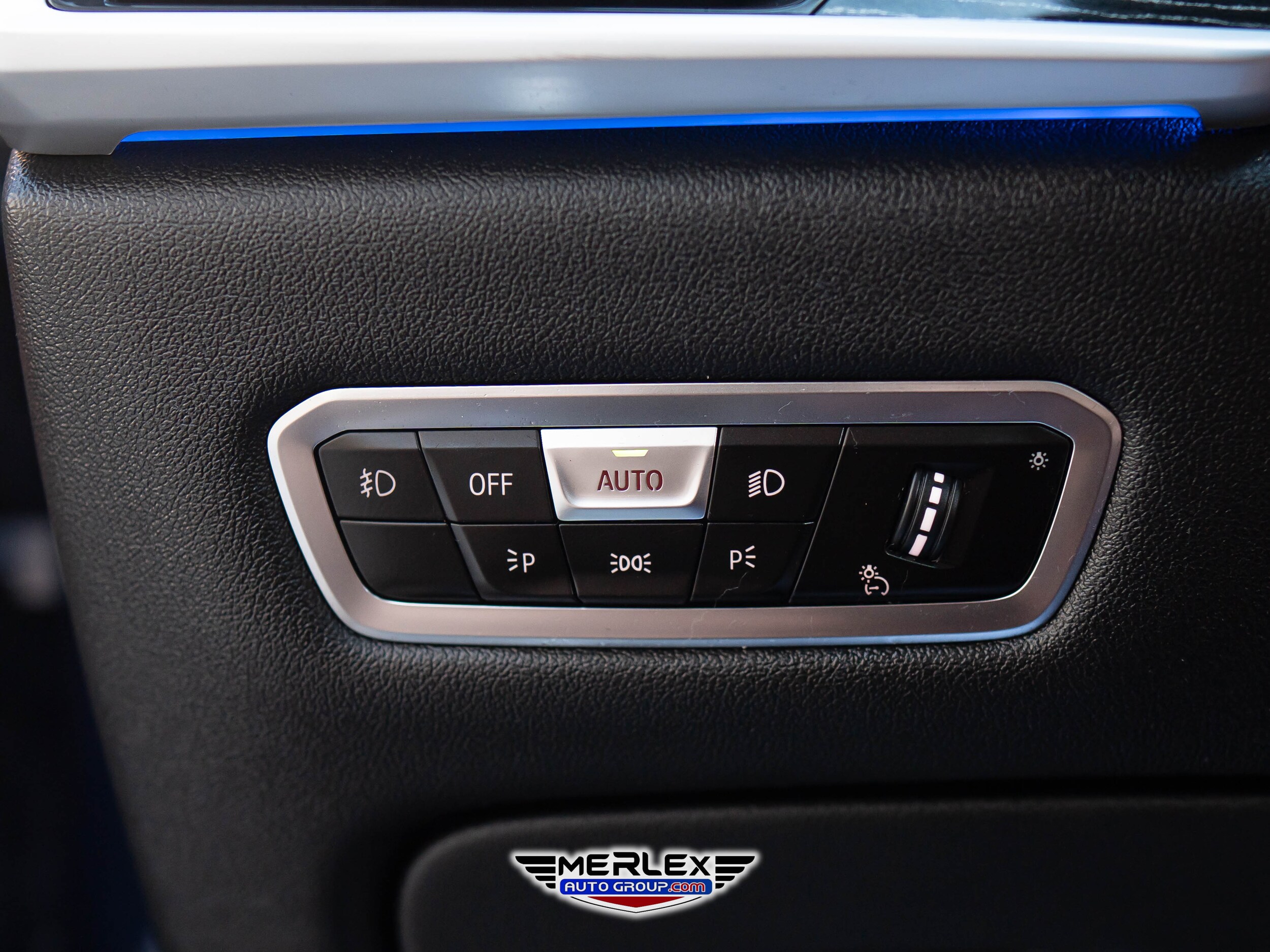 2021 BMW X7 M50i Image 36 of 61