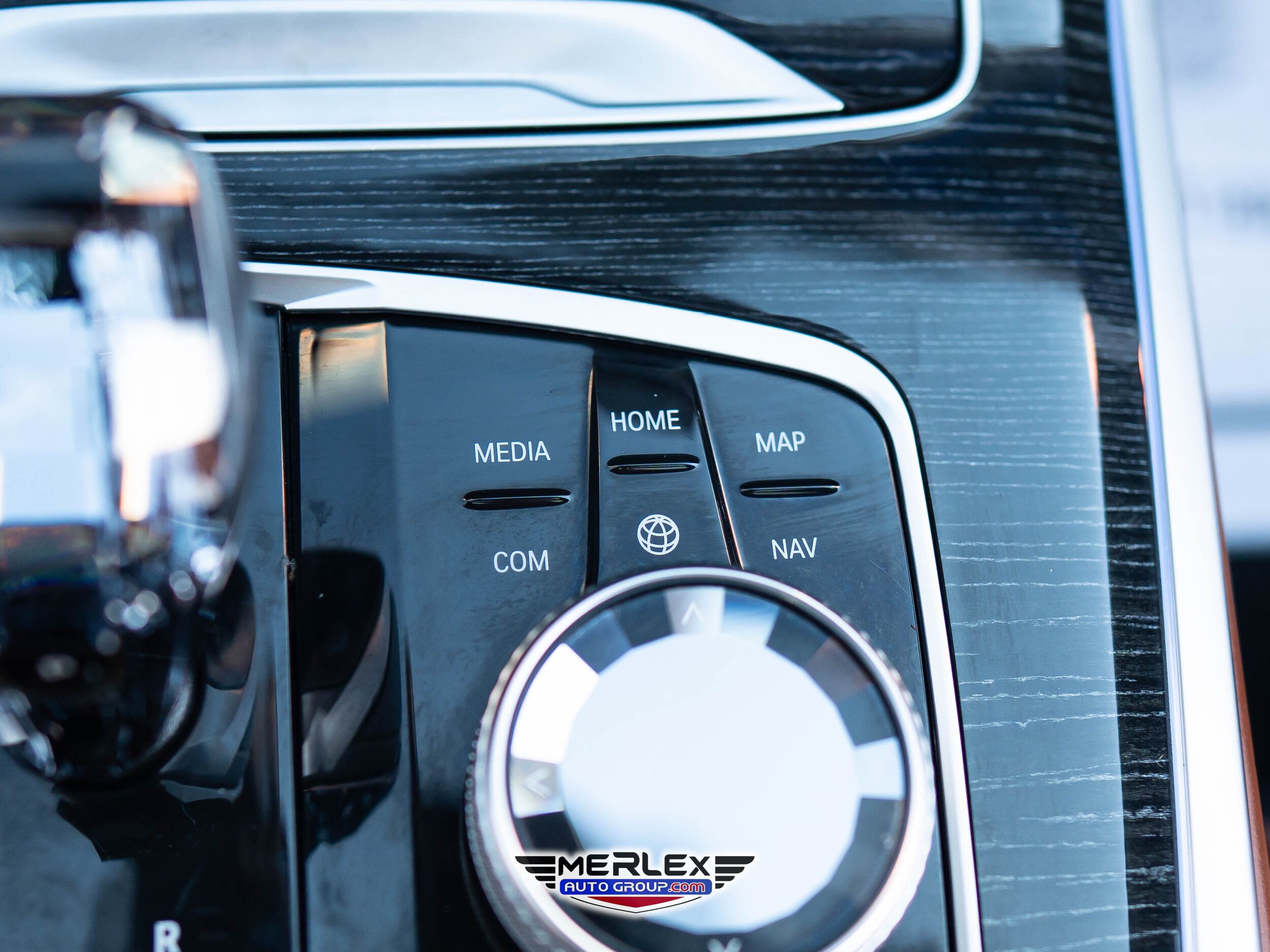 2021 BMW X7 M50i Image 56 of 61