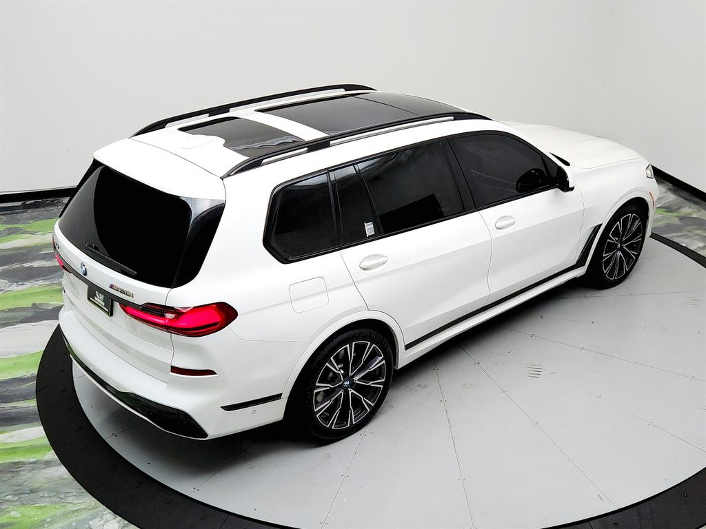 Vehicle image 11 of 43