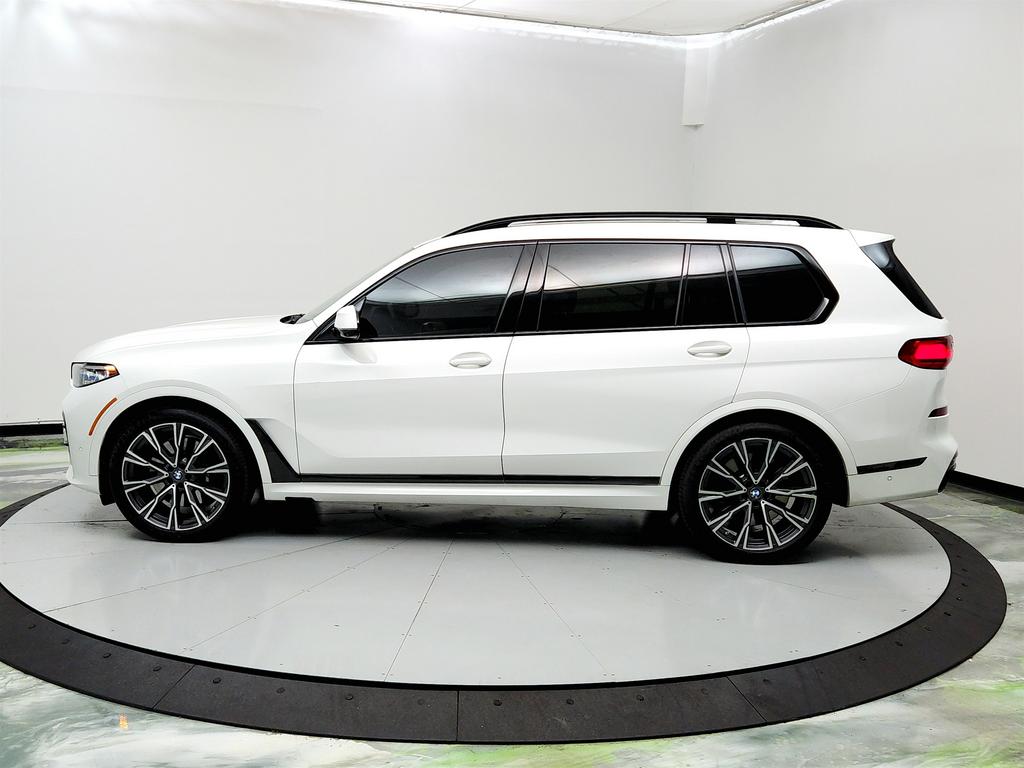 Vehicle image 19 of 43