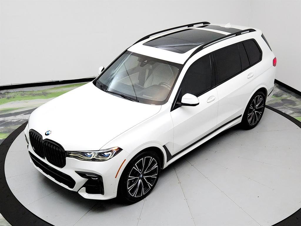 Vehicle image 2 of 43