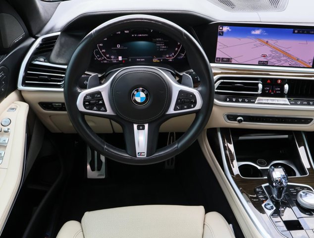 Vehicle image 9 of 35