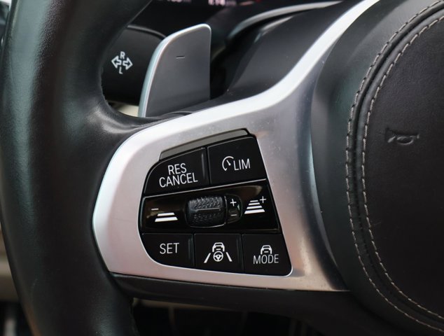 Vehicle image 29 of 35