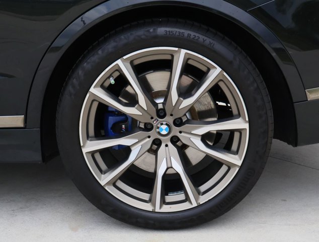 Vehicle image 8 of 35