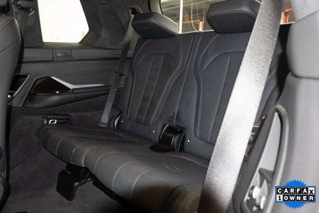 Vehicle image 18 of 54
