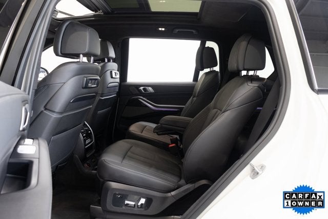 Vehicle image 20 of 54
