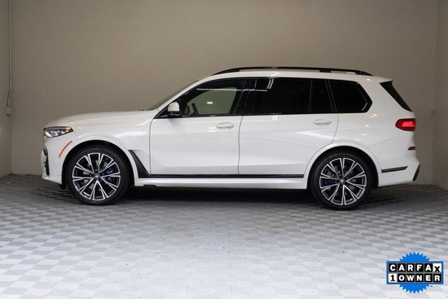 Vehicle image 10 of 54
