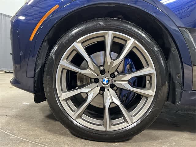 Vehicle image 19 of 36