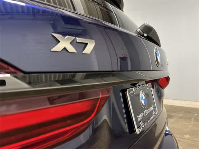 Vehicle image 18 of 36