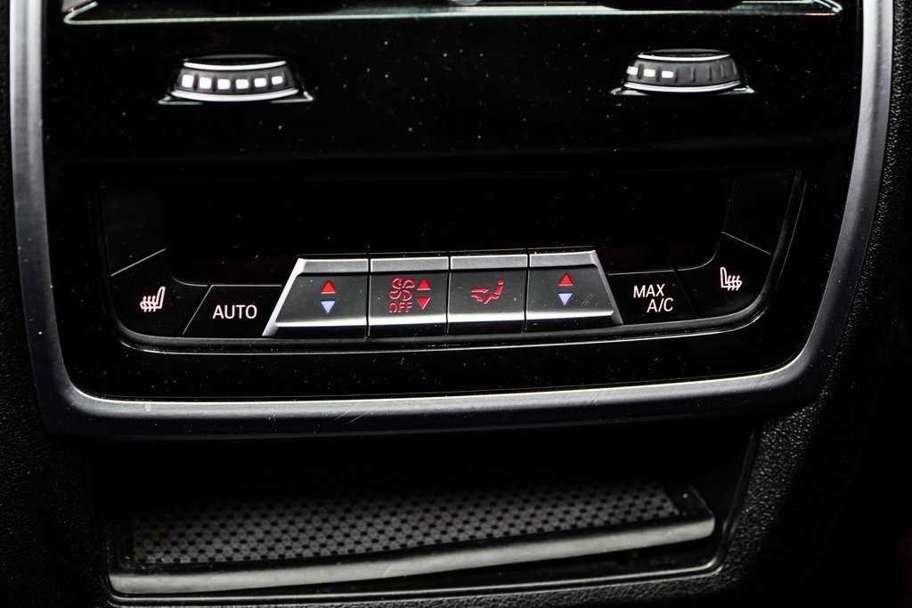 Vehicle image 49 of 50