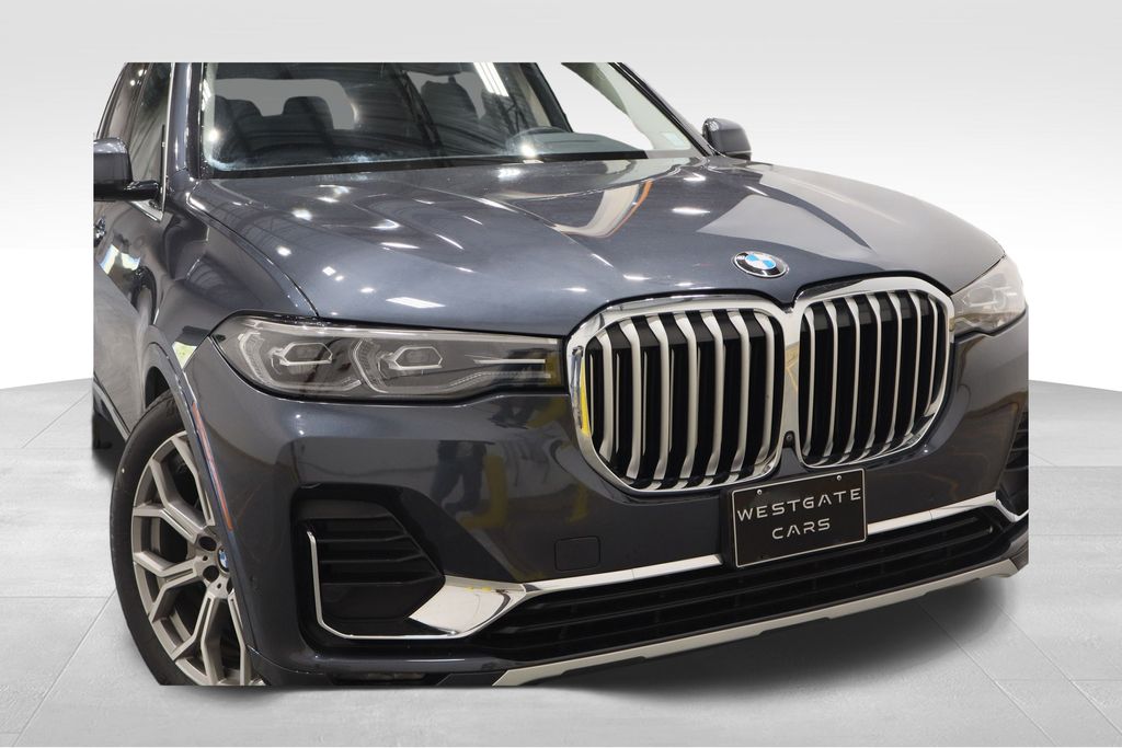 Vehicle image 2 of 46