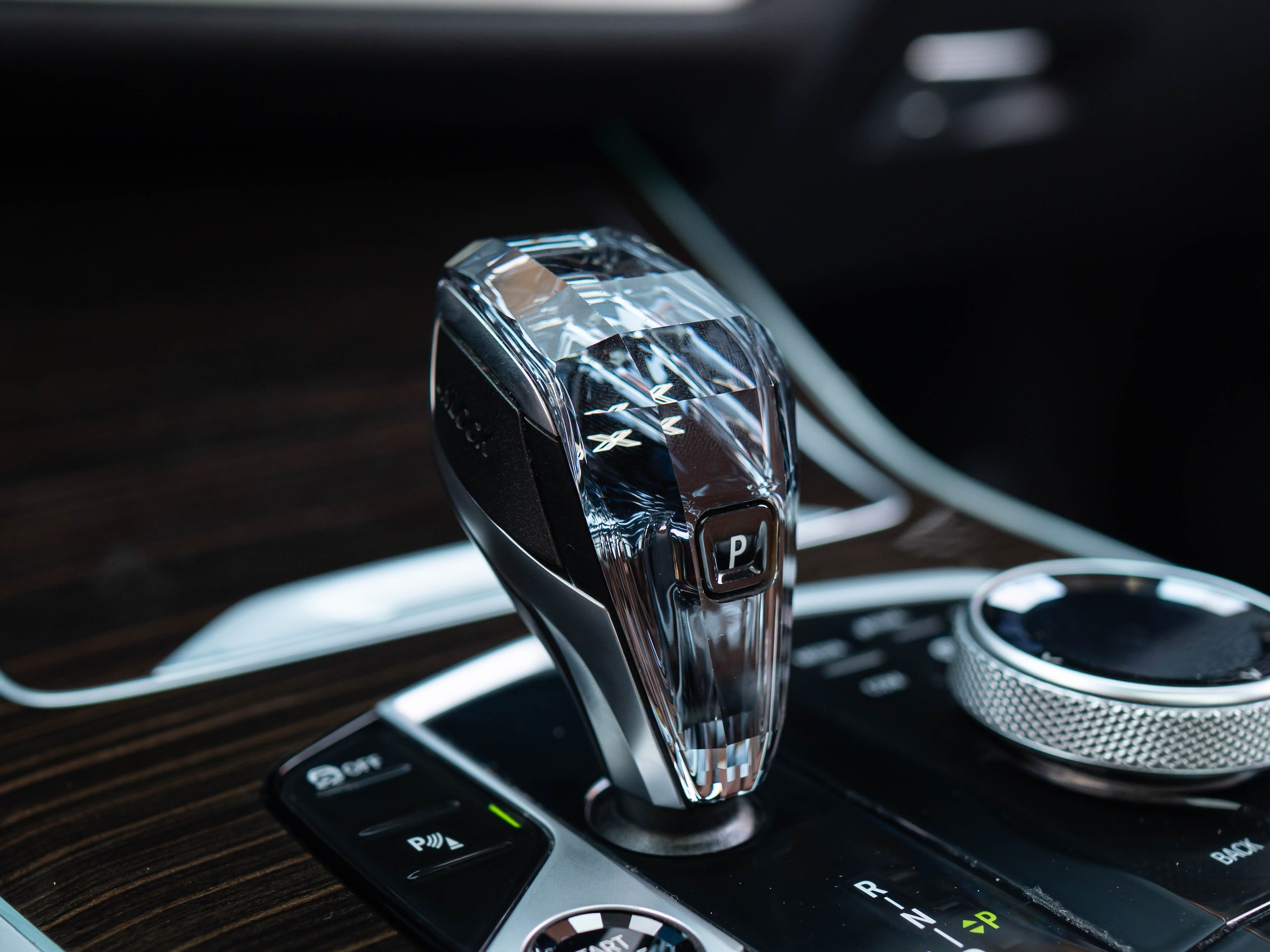 Vehicle image 38 of 62