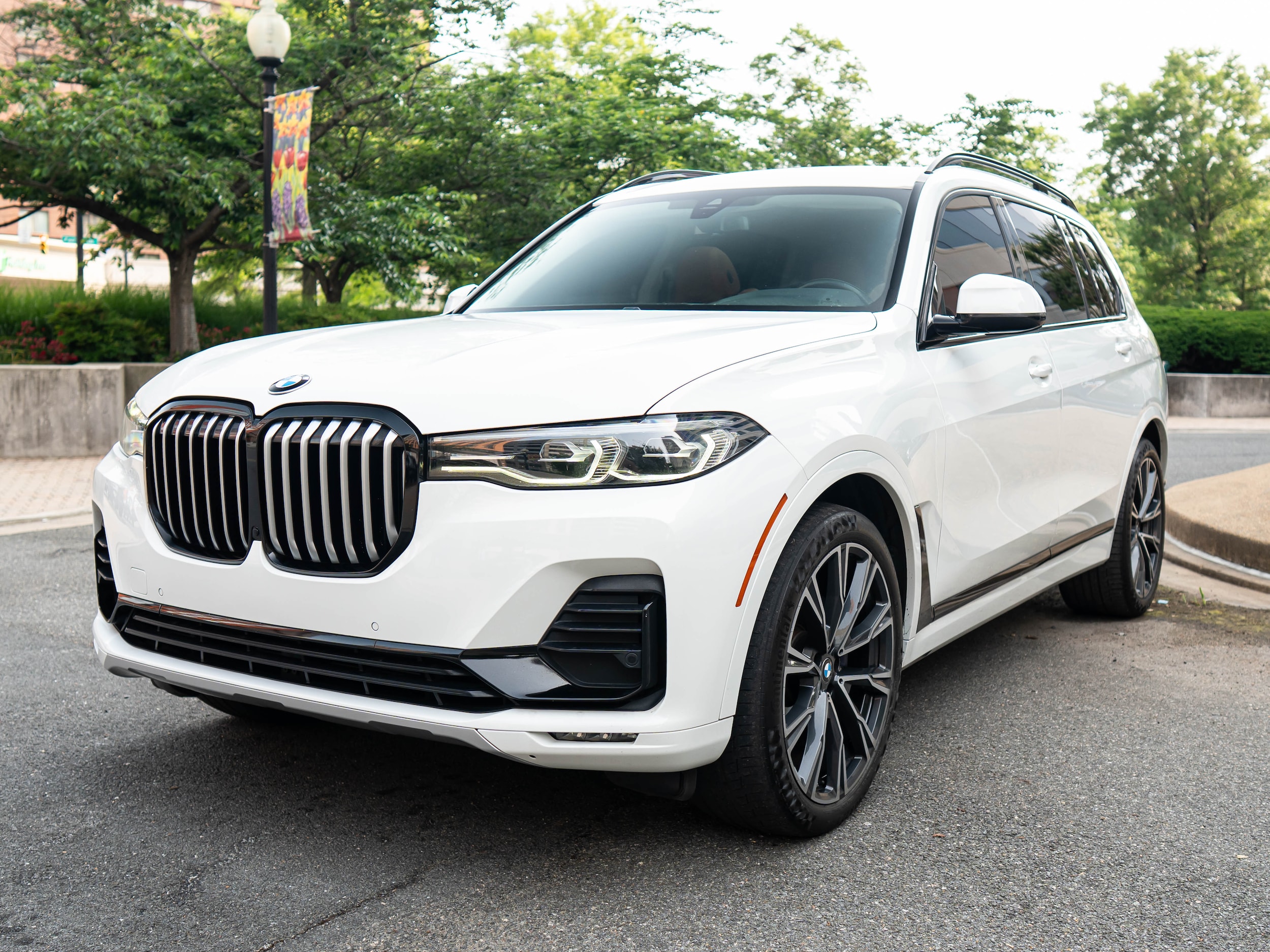 Vehicle image 1 of 62