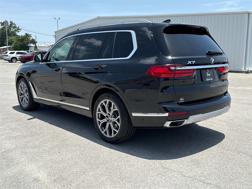 Vehicle image 7 of 30