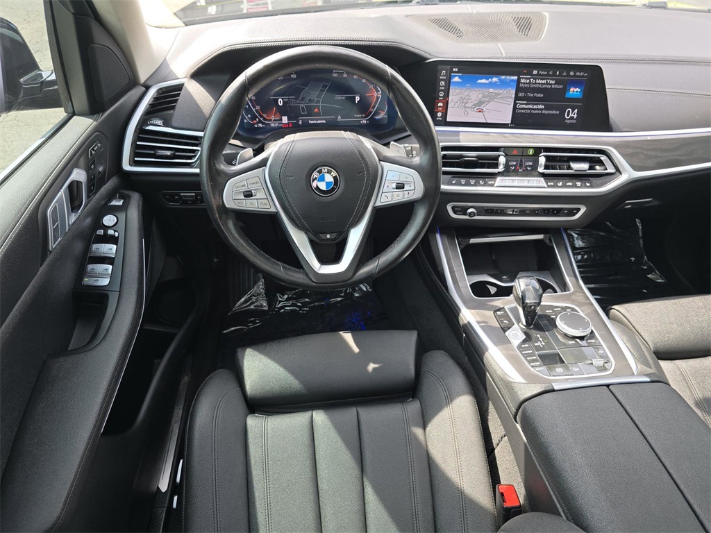 Vehicle image 17 of 39