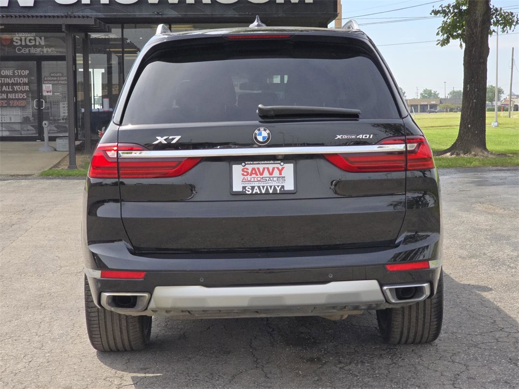 Vehicle image 6 of 39