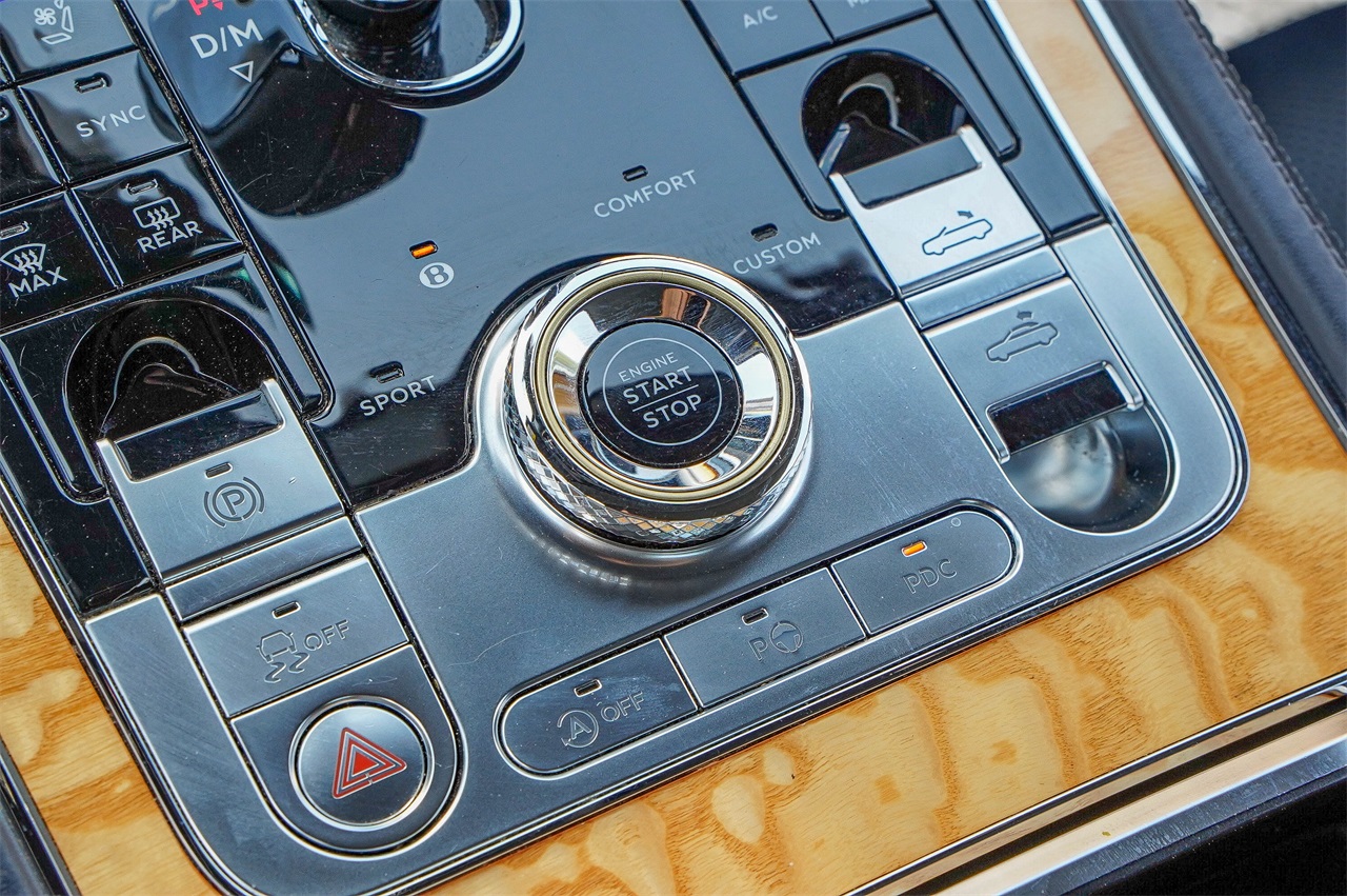 2021 Bentley Continental GT V8 Image 36 of 42