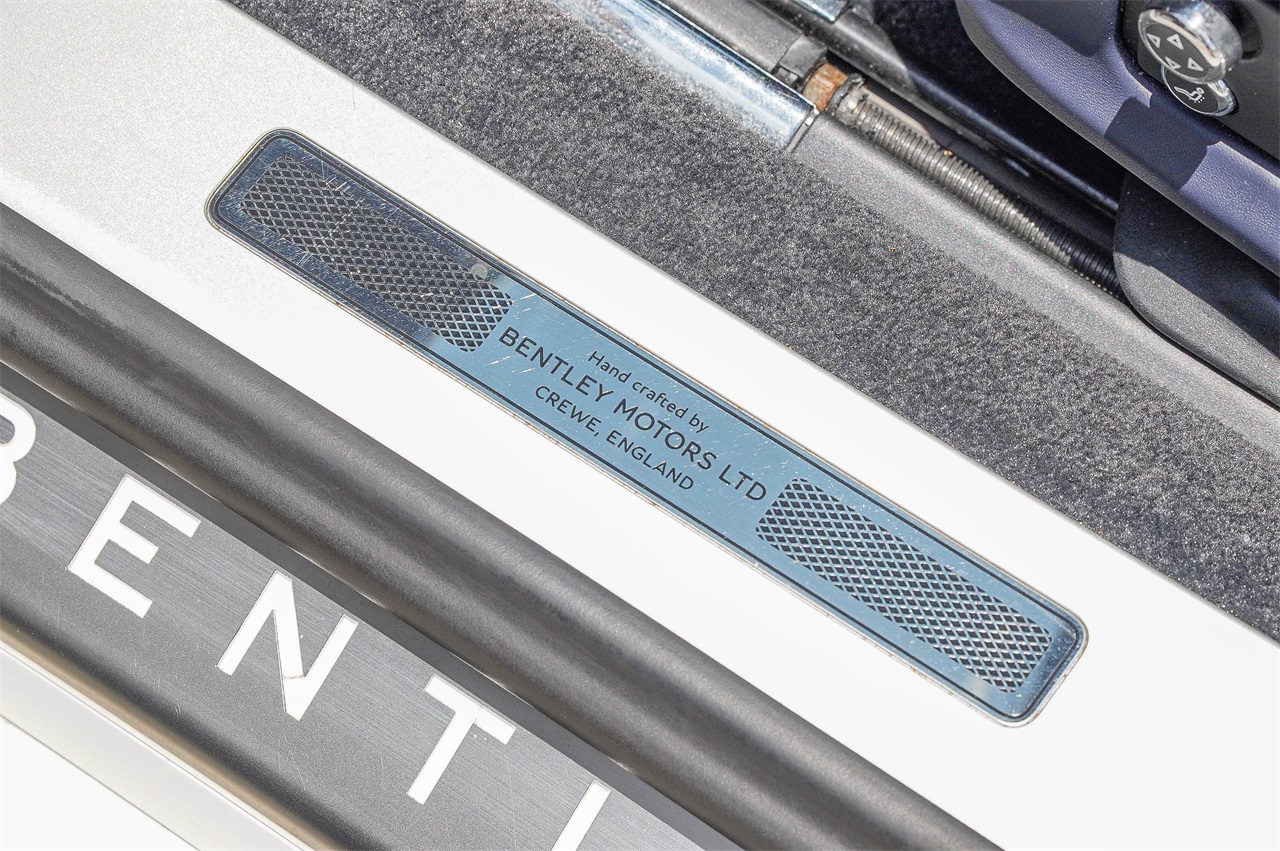 2021 Bentley Continental GT V8 Image 32 of 42