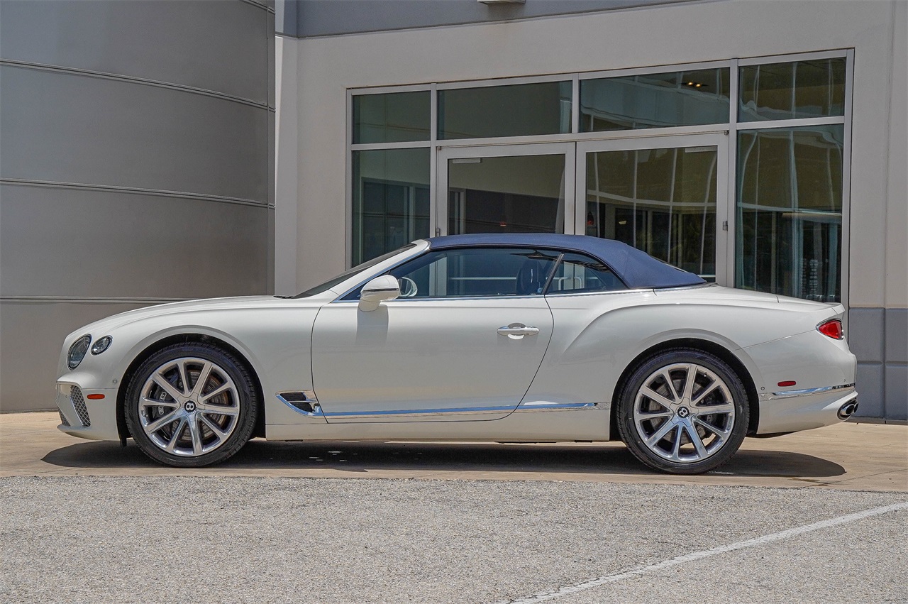 2021 Bentley Continental GT V8 Image 8 of 42