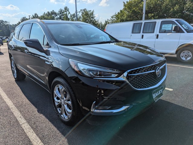 Vehicle image 2 of 28
