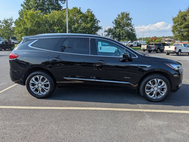 Vehicle image 4 of 28