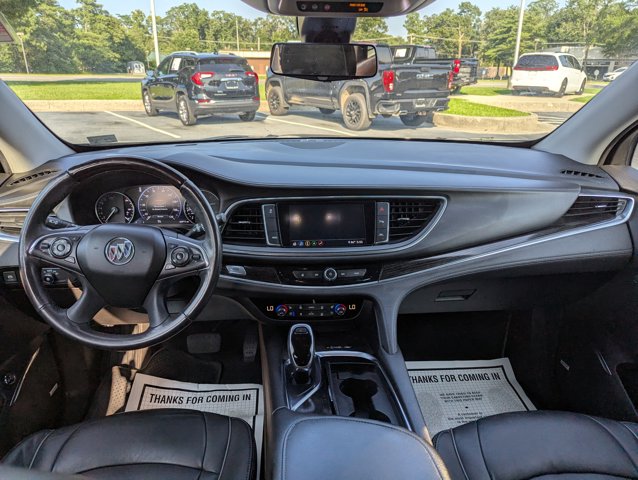 Vehicle image 18 of 28