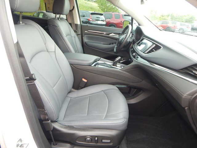 Vehicle image 12 of 29