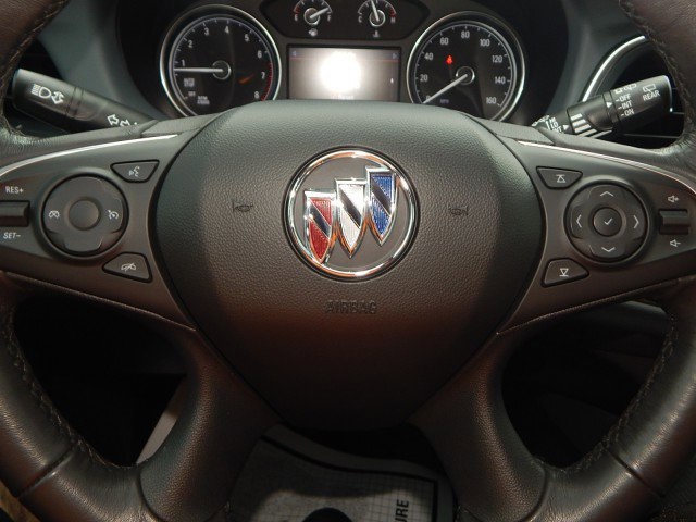 Vehicle image 24 of 29